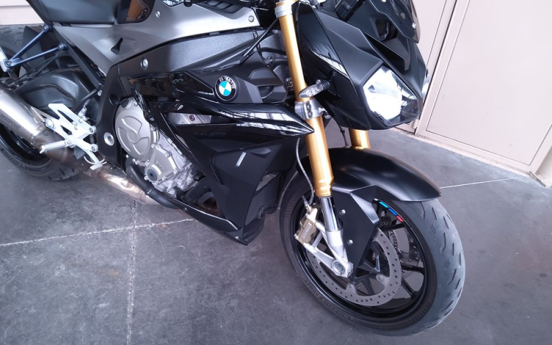 Bmw s1000r