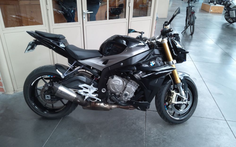 Bmw s1000r