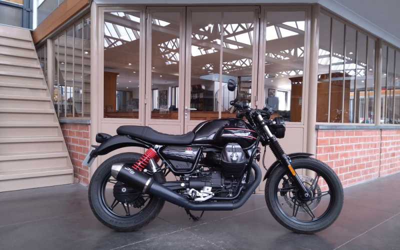 Moto guzzi v7 Spéciale édition