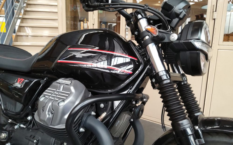 Moto guzzi v7 Spéciale édition