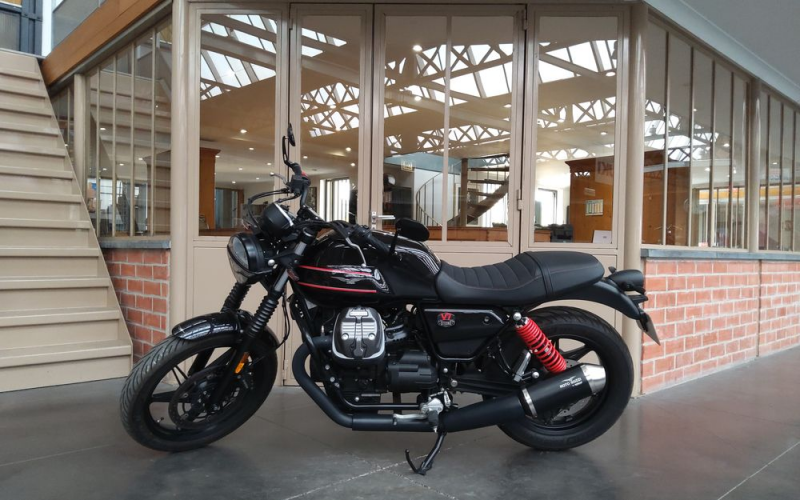 Moto guzzi v7 Spéciale édition