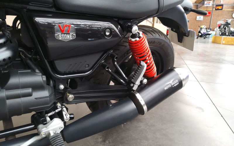 Moto guzzi v7 Spéciale édition