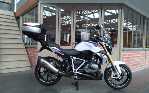 Bmw r1250r hp