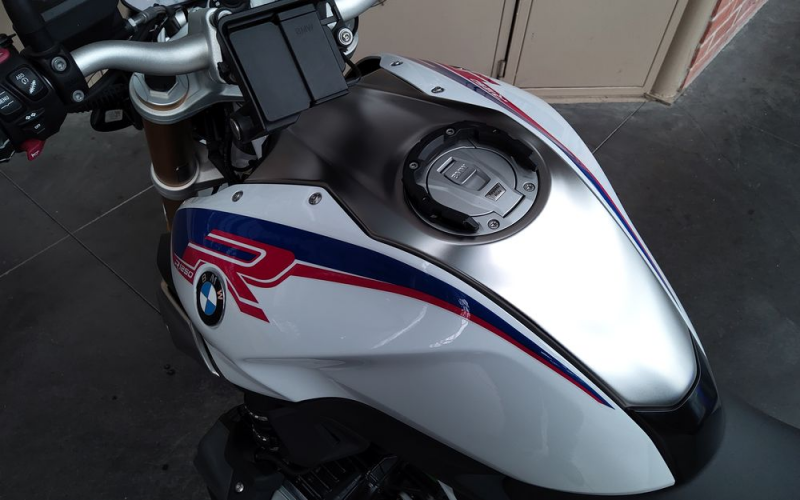 Bmw r1250r hp