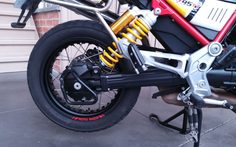 Moto guzzi v85tt