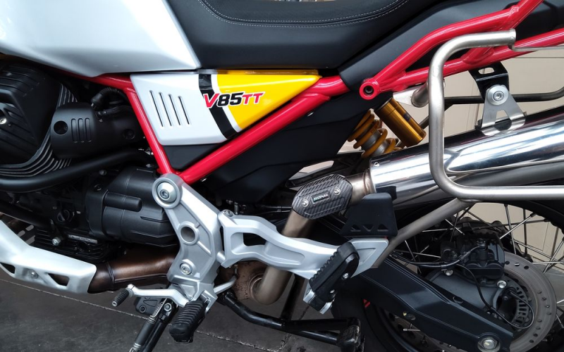 Moto guzzi v85tt