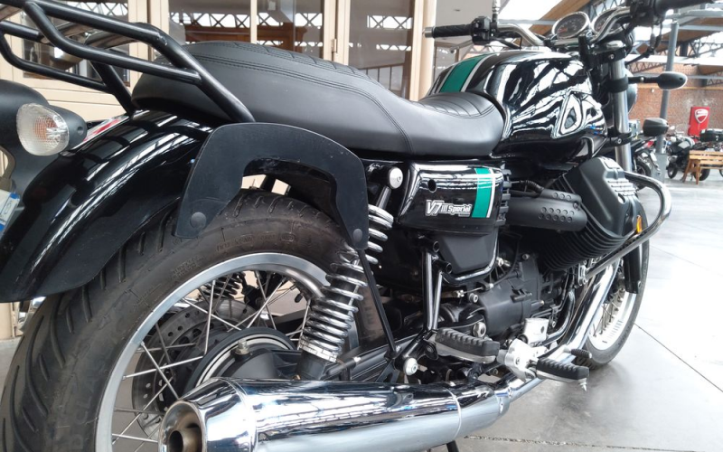 Moto guzzi V7 Spécial
