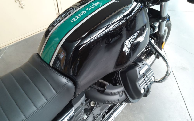 Moto guzzi V7 Spécial