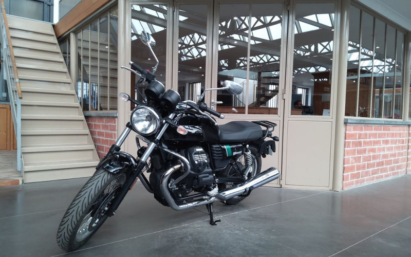 Moto guzzi V7 Spécial
