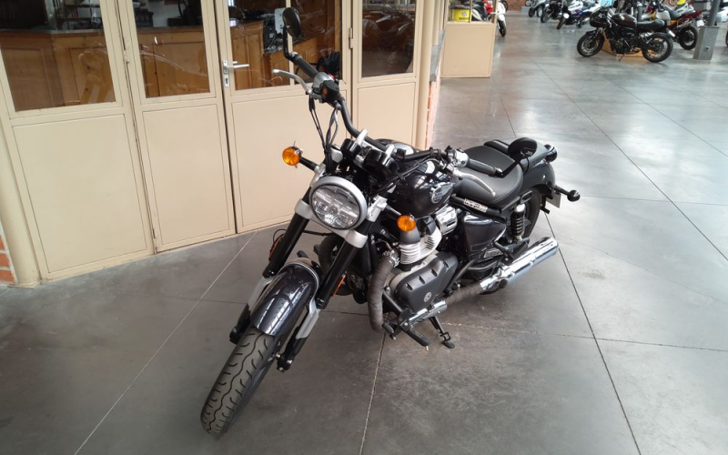 Royal enfield super meteor