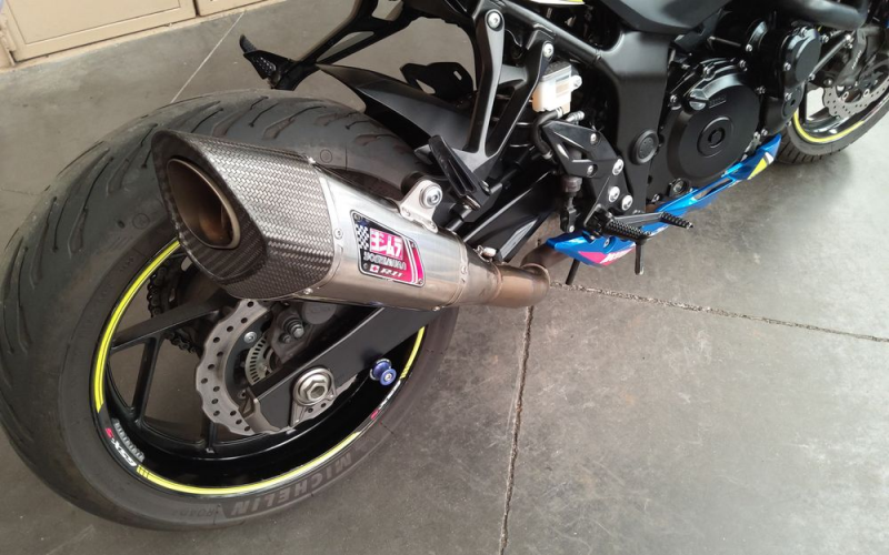 Suzuki gsx-s 750
