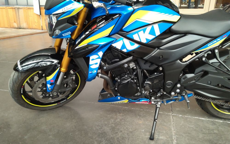 Suzuki gsx-s 750