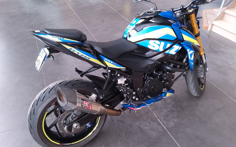 Suzuki gsx-s 750