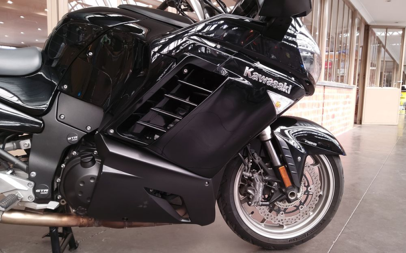 Kawasaki gtr 1400 abs