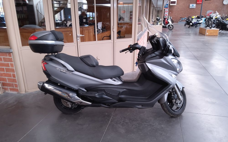 Suzuki Burgman 650