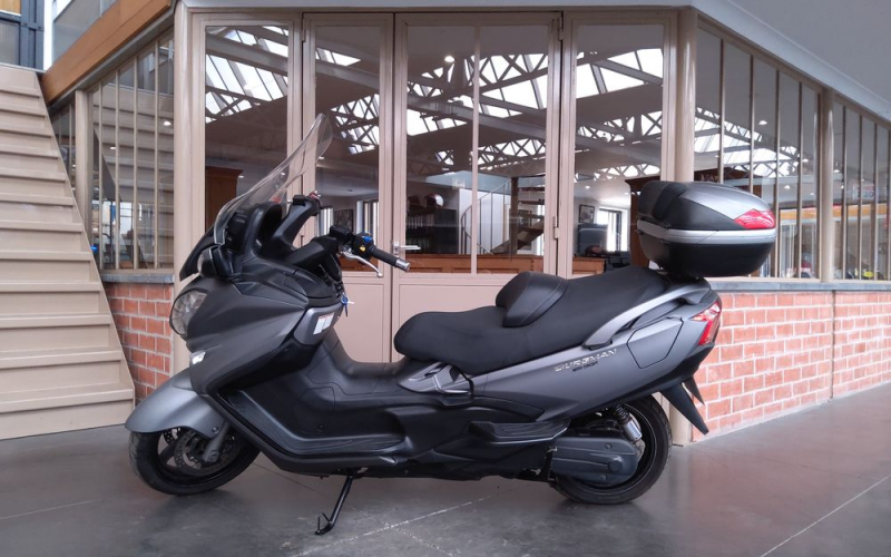 Suzuki Burgman 650