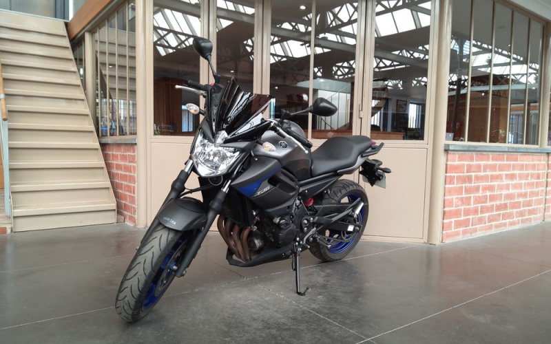 Yamaha xj-6