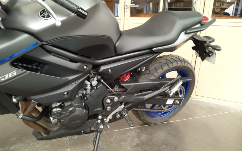 Yamaha xj-6