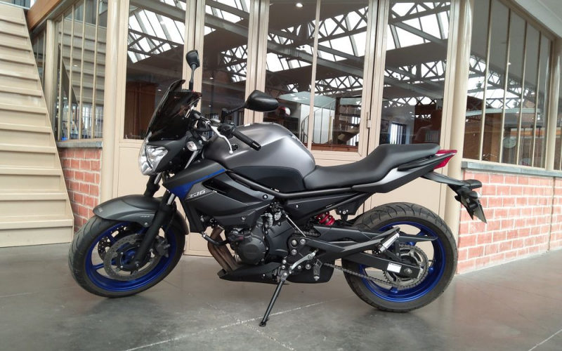 Yamaha xj-6