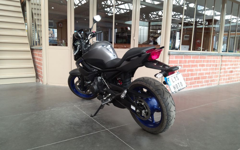 Yamaha xj-6
