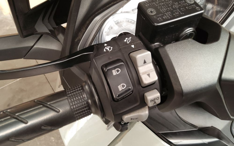 Honda forza 125