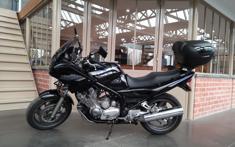 Yamaha xj9 diversion