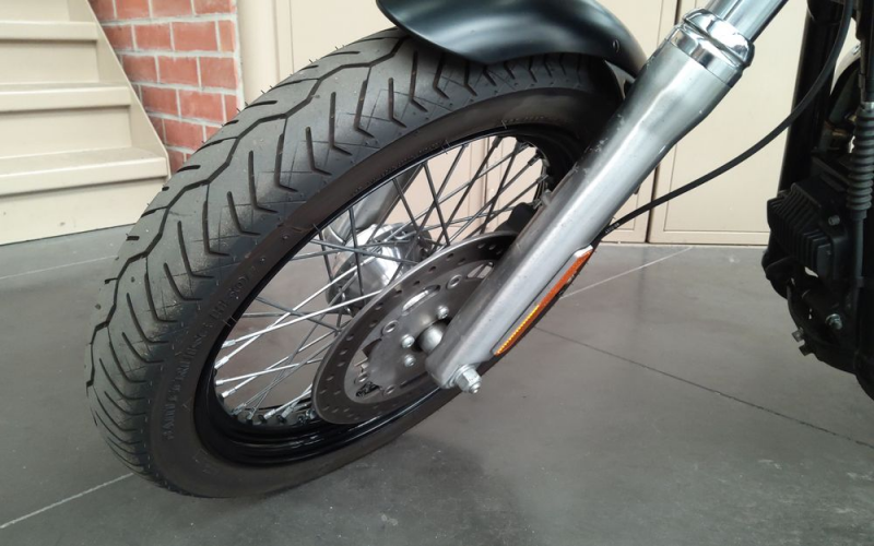 Harley street bob 1584