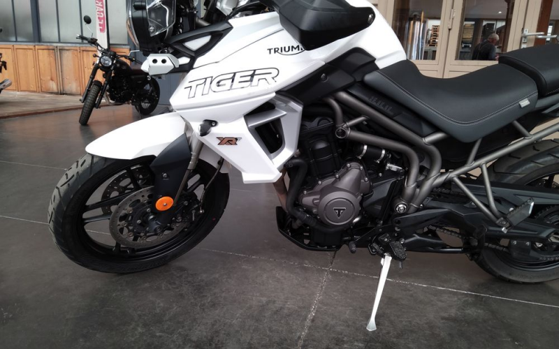 Triumph tiger 800 xrt